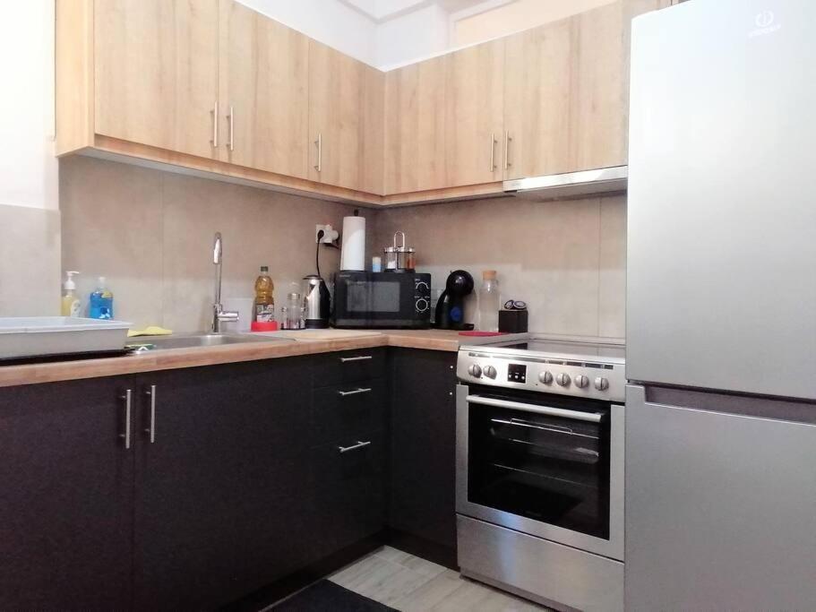 Koukaki Cozy Apartment 5 Minutes To Metro Athens Luaran gambar