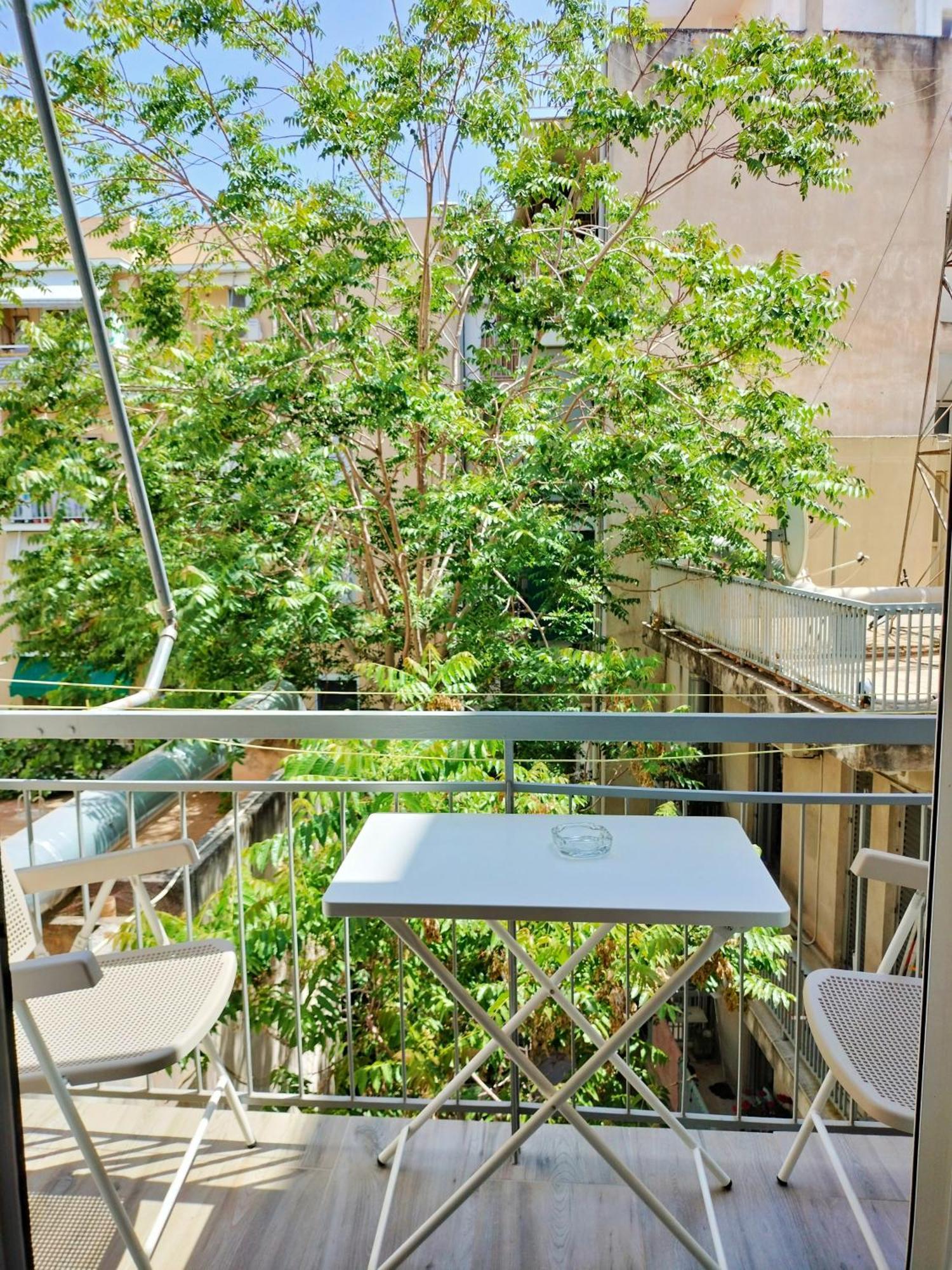 Koukaki Cozy Apartment 5 Minutes To Metro Athens Luaran gambar